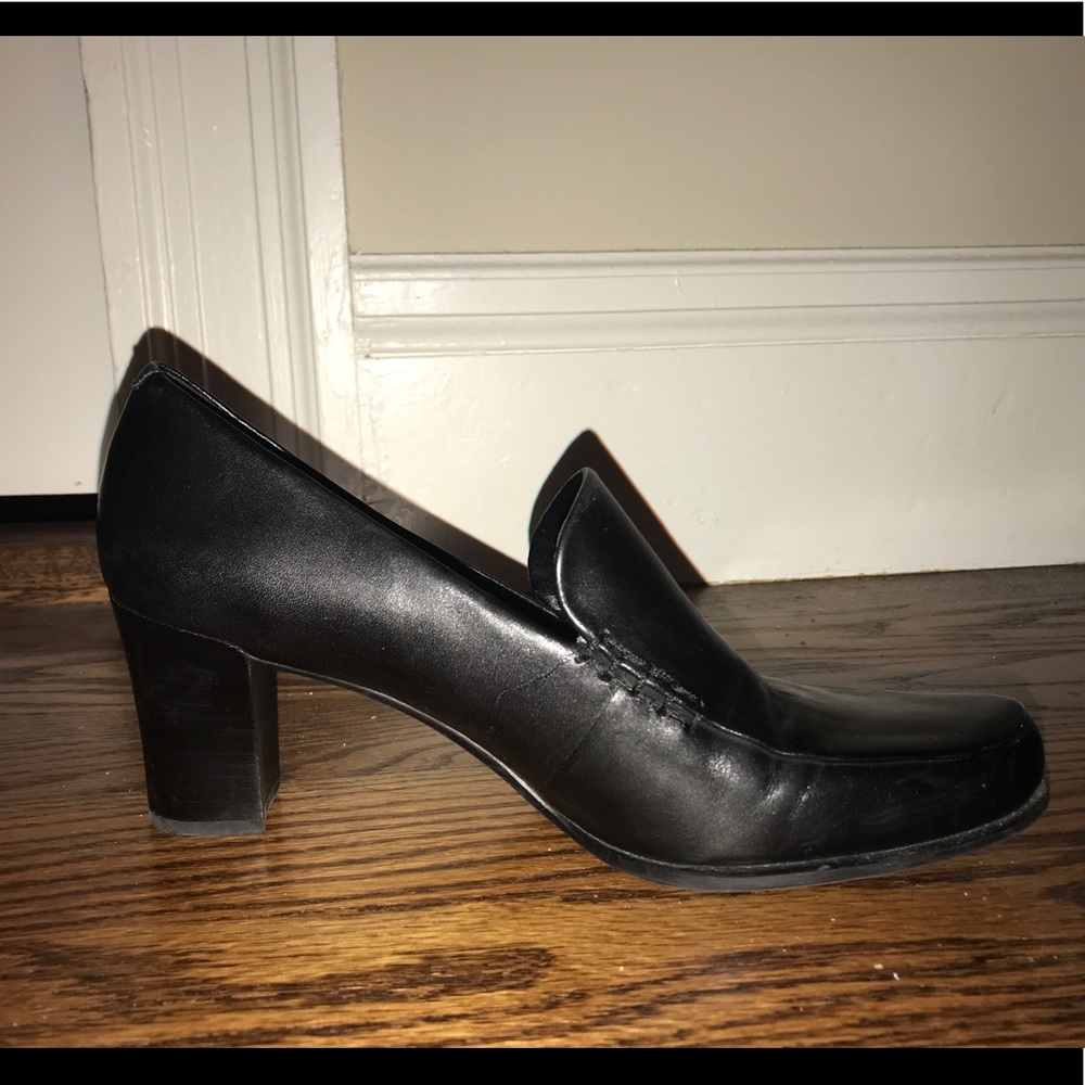Franco Sarto Size 10 black leather heels.